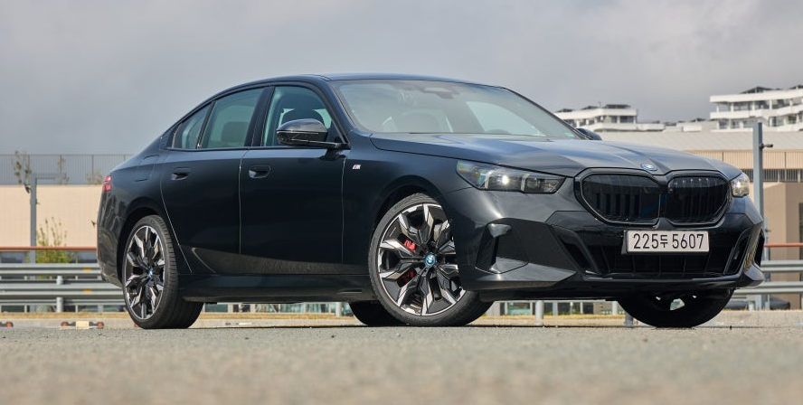 BMW 550e xDrive MSP 프로 PHEV의 새로운 기준을 제시